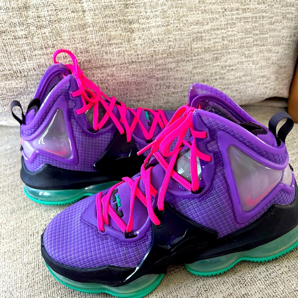 Nike Lebron